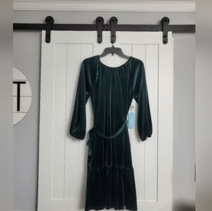 Draper James Green Velvet Bow Back Long Sleeve Dress. NEW!